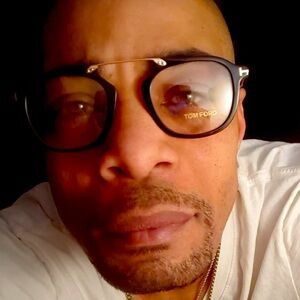 Meet your Posher, Valdon